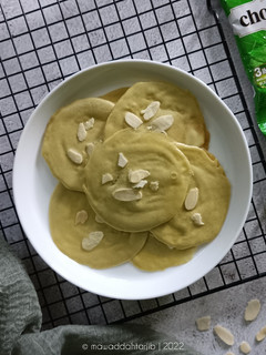 Foto resep Almond Matcha Latte Crispy (ekonomis)