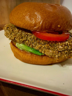 Foto principal de Hamburguesa de atún con mayonesa de wasabi
