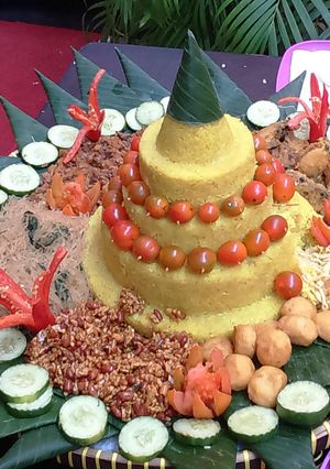 Foto resep Nasi Kuning Rice Cooker