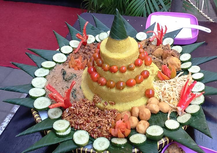 Nasi Kuning Rice Cooker