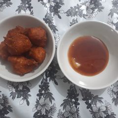 A picture of Kadhi Wale pakode.