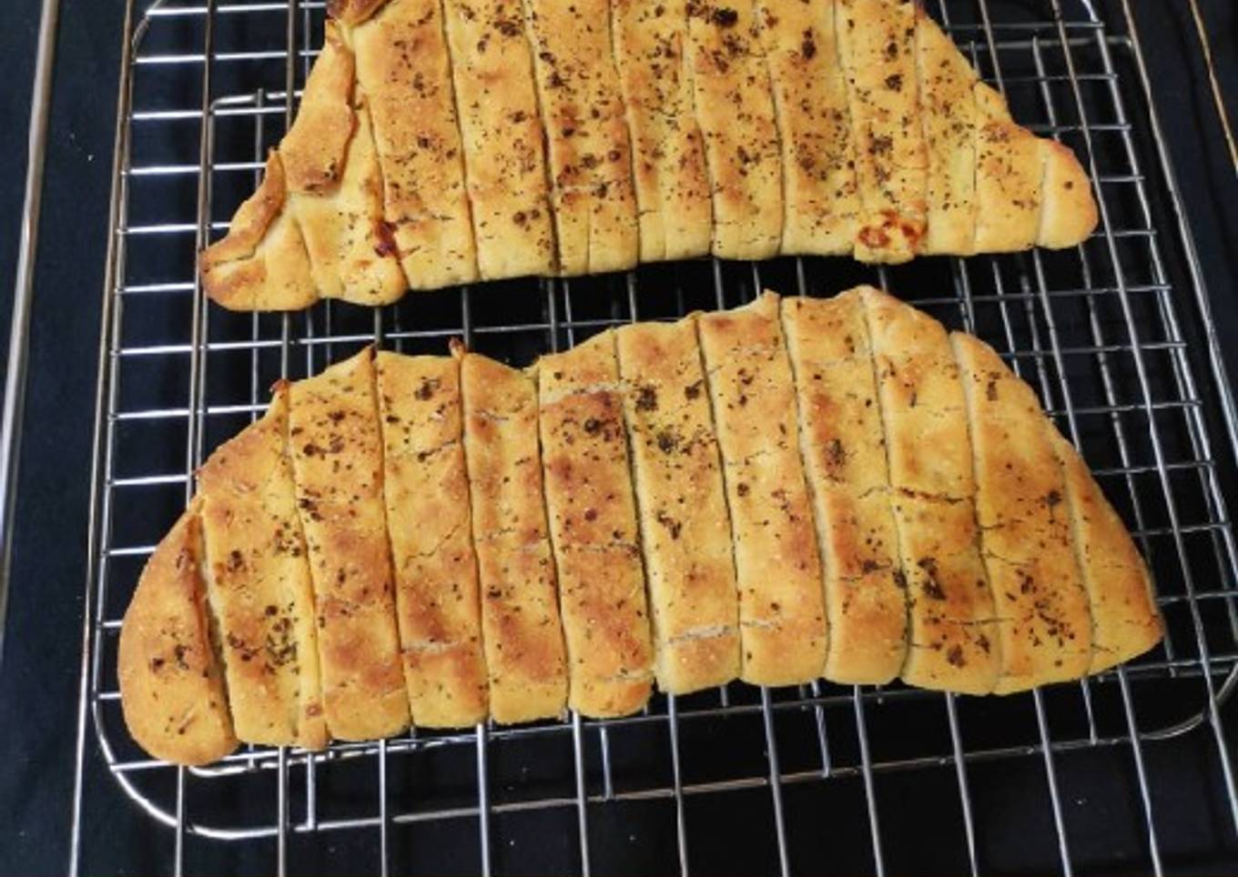 Cheese garlic bread sticks