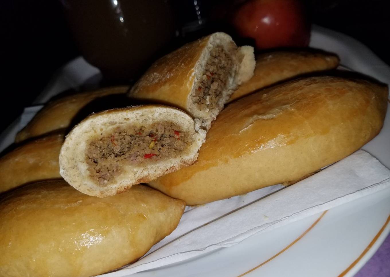 Meat pocket pie