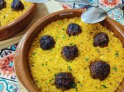 Una foto de arroz cecina