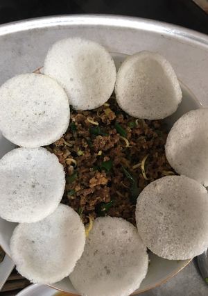 Hình của món Món nhậu: Chim bồ câu băm xúc phồng tôm.