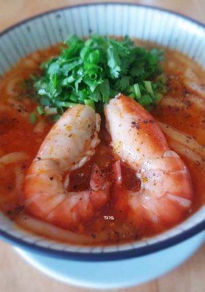 Hình của món Bánh CANH tôm.