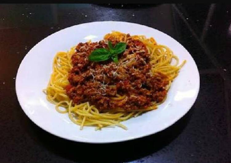 Spaghetti a la Boloñesa