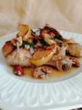 Pollo asado con manzana y frutos secos