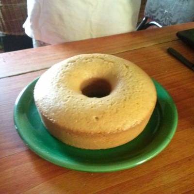 Bizcochuelo caseríto SIN HORNO!!!!🍮🙌 Receta de Dani Maldonado - Cookpad