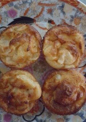 A picture of Mini Apple Clafoutis.