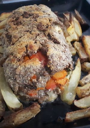 Una foto de Pan de carne con papas rústicas