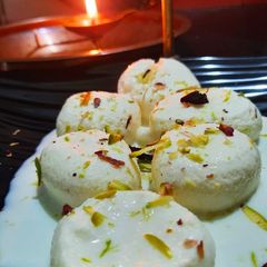 A picture of Ras Malai.