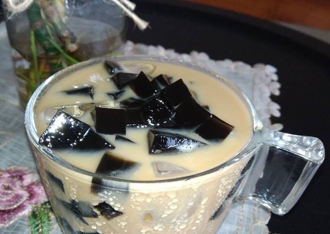 Cara Gampang Membuat 217. Es Cappucino Cincau yang Lezat