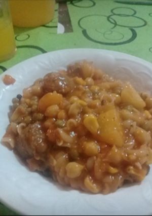 Una foto de Guisito de garbanzos y mondongo