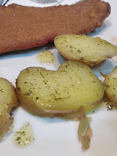 Una foto de Escalope de ternera con patatas