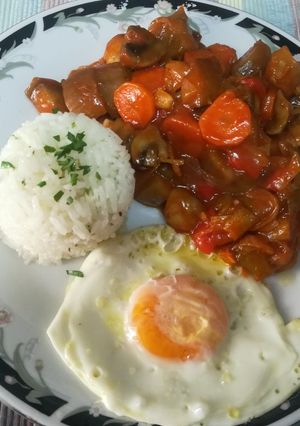 Foto principal de Pisto con berenjena y champiñones