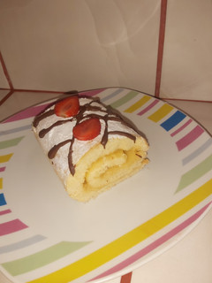 Una foto de Jelly roll de crema de limón