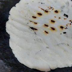 A picture of Rice flour roti.