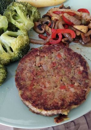 Foto principal de Hamburguesas de calabacín y soja texturizada