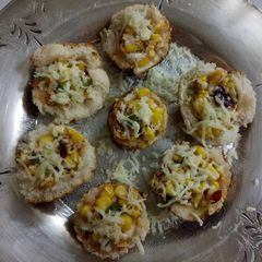 A picture of Bread corn pizza.
