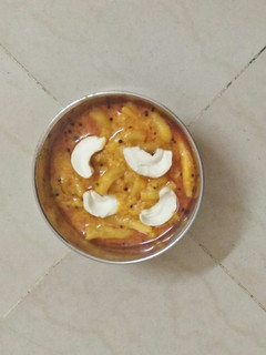 કાજુ ગાંઠિયા નું શાક (Kaju Ganthiya Shak Recipe In Gujarati) રેસીપી મુખ્ય ફોટો