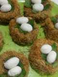 Baked bird nest snack