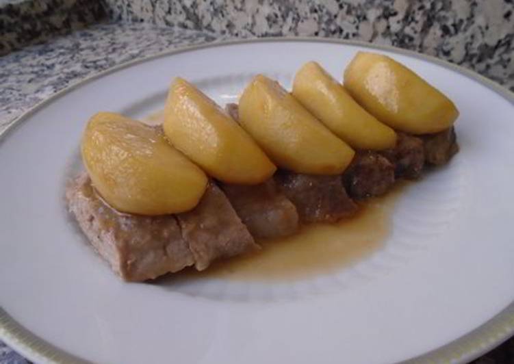 Secreto de cerdo ibérico con salsa de manzana