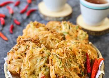 Easiest Way to Cook Appetizing Bakwan Sayur Renyah Crunchy Indonesian Vegetables Fritters