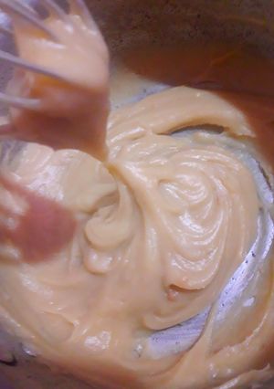 Una foto de Crema pastelera casera 😋