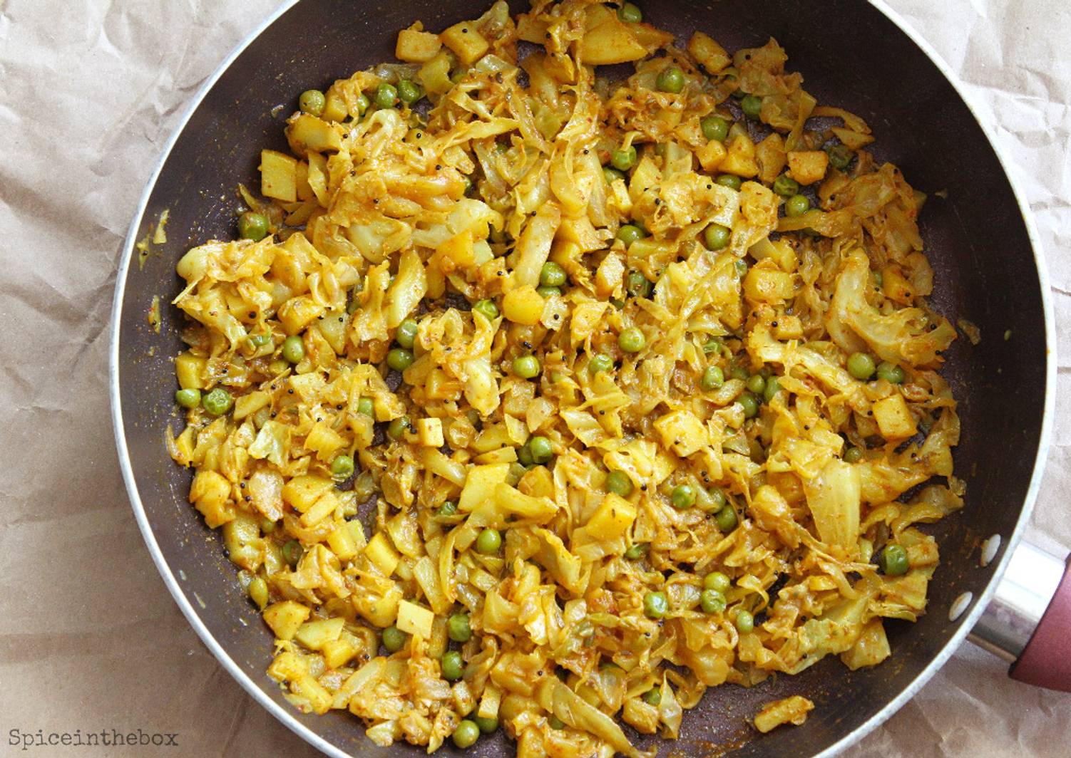 Cabbage with Fennel Seeds Curry Recipe by spiceinthebox Cookpad