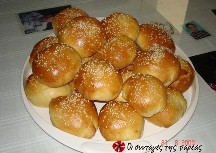 Kalitsounia with yeast