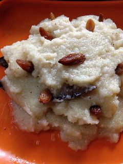 মিষ্টি সুজি(misti sooji recipe in bengali) রেসিপির প্রধান ছবি