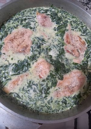 Una foto de Pollo a la Fiorentina (Receta de Bodegón)