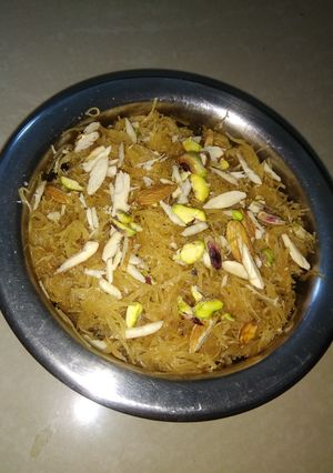 સેવૈયા (Sevaiya Recipe In Gujarati) રેસીપી મુખ્ય ફોટો