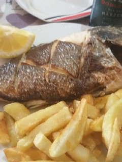 Una foto de Dorada a la plancha