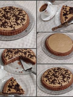 صورة لوصفة تارت اسفنجي مع بودينغ التوفي🥧🍮