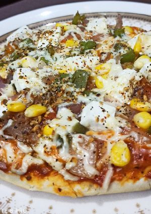 A picture of Paneer pizza.