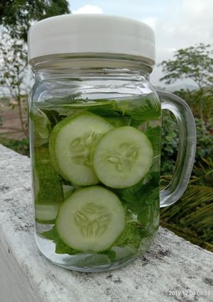 Foto resep Infused Water Timun+Daun Mint