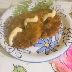 A picture of Chicken Donuts.