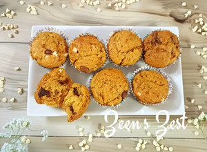 A picture of Banana Chocolate Muffins.