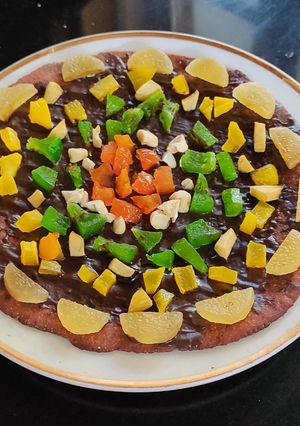 A picture of Chocolate paratha pizza.