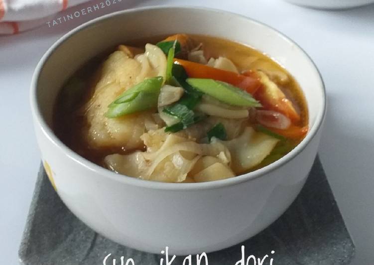 Langkah Menyiapkan Sup Ikan Dori yang enak