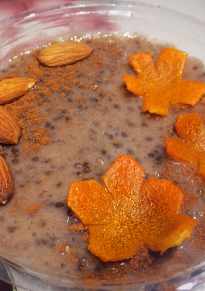 Una foto de Desayuno saludable: Banana chía pudding fácil y delicioso