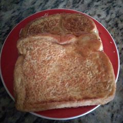 A picture of French Toast.