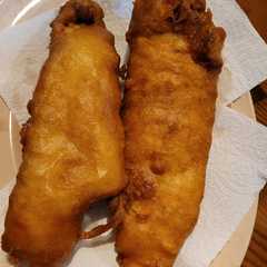 Una foto de Milanesa de merluza a la inglesa (con cerveza)