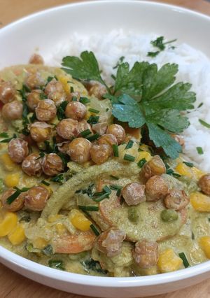 Une photo de 🌱 Curry jaune de légumes