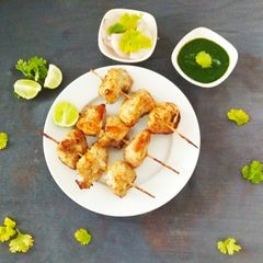 A picture of Reshmi Kebab.