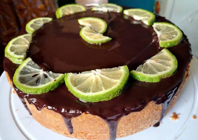 Lemon Cake with Chocolate drips