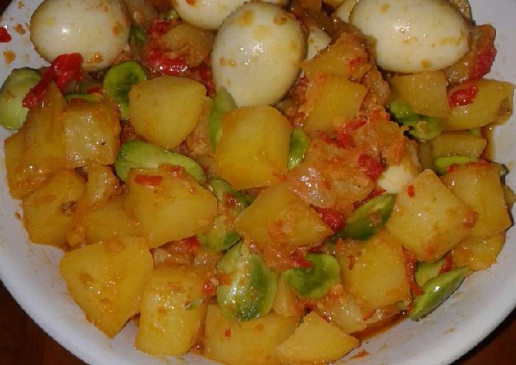 Cara Gampang Menyiapkan Balado kentang telur puyuh, Enak