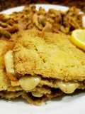 Milanesa rellena de queso y salvia